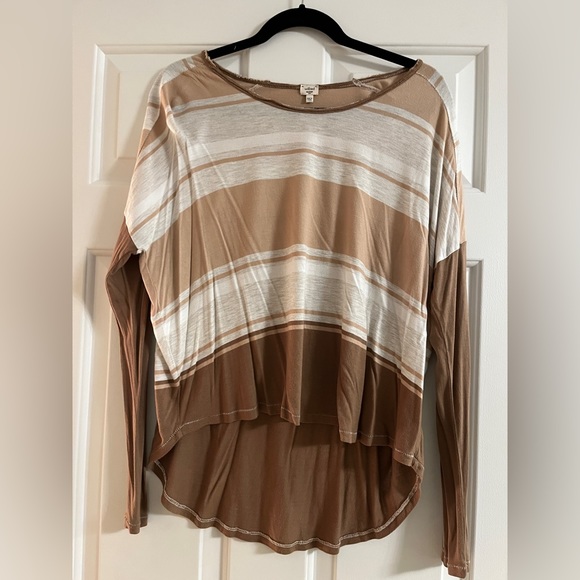 Wilfred lose T in size M. - Picture 1 of 4
